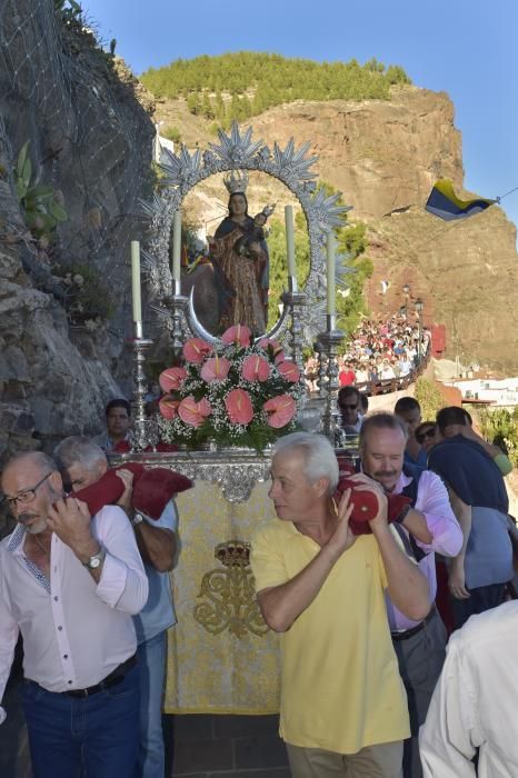 Bajada de la Virgen de la Cuevita desde la ...