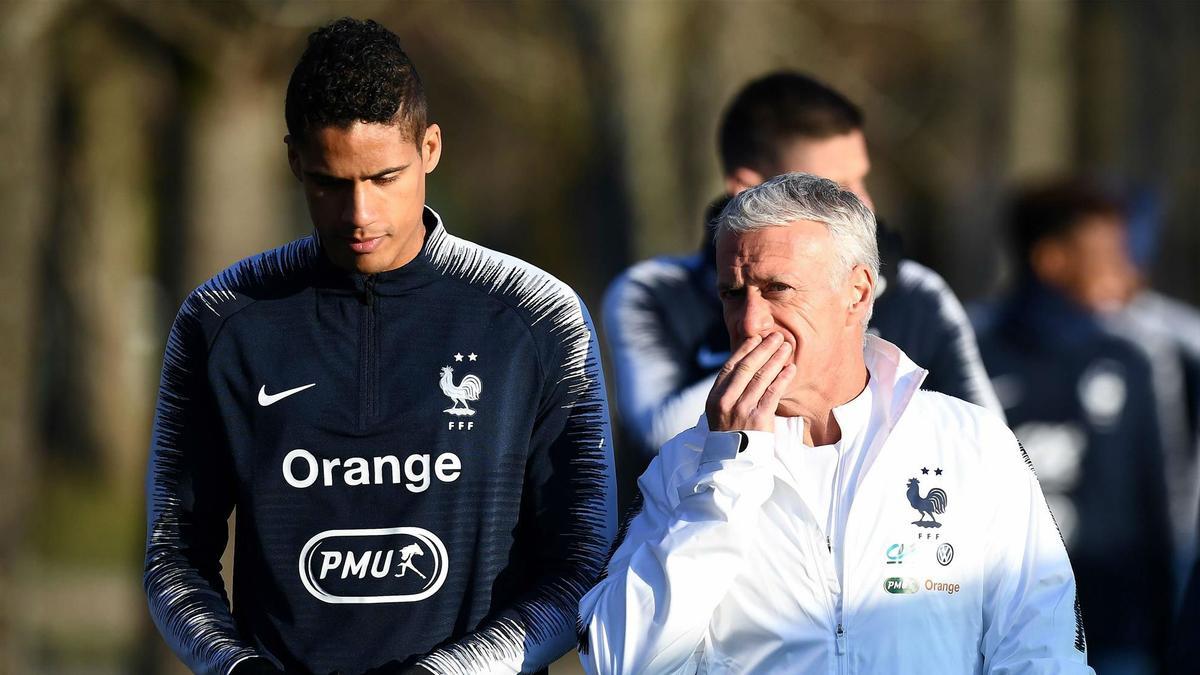 Deschamps no duda de Varane: "Sé lo que es capaz de hacer"