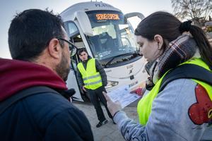 Tranquil·litat i resignació a Rodalies el primer dia de talls al Garraf: "És un sidral, avui no arribo a temps"