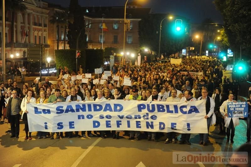 La marea blanca toma Murcia