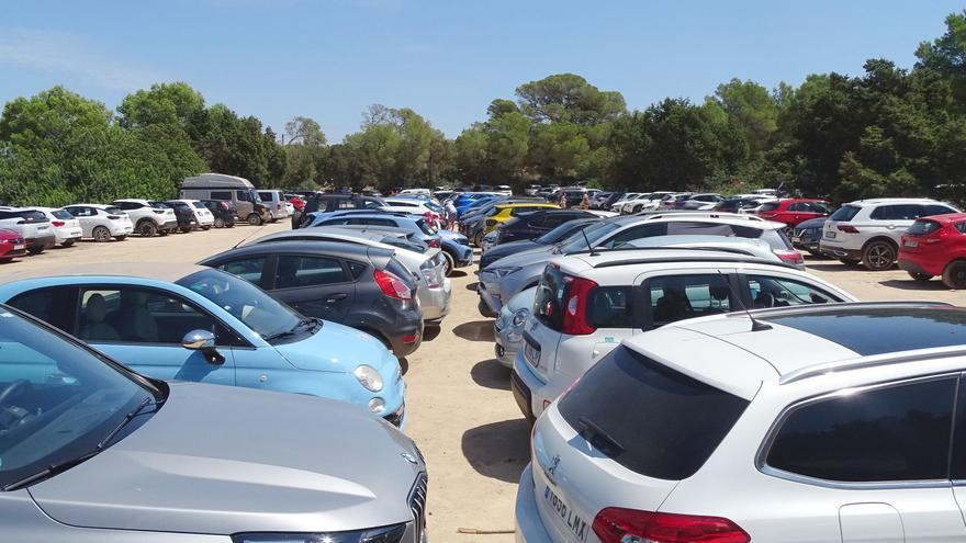 Ibiza, segunda isla española que restringe el número de coches que podrán entrar en ella