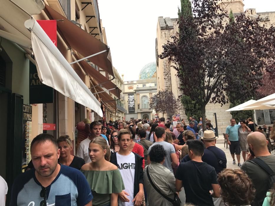 Cues al Museu Dalí de Figueres