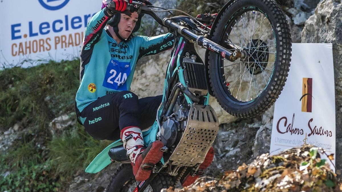 Àlex Canales, en una de les zones del trial de Caors