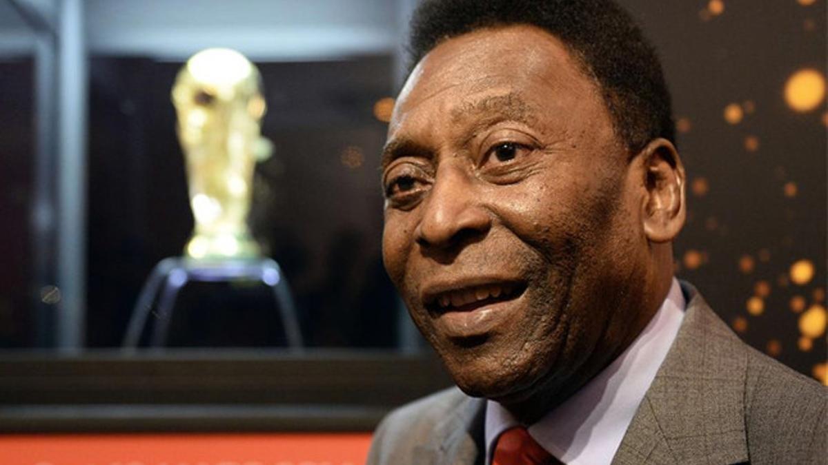 Pelé asegura estar fuera de peligro tras su segundo ingreso en el hospital