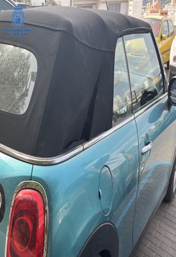 El coche en el que los turistas pillaron a un ladrón