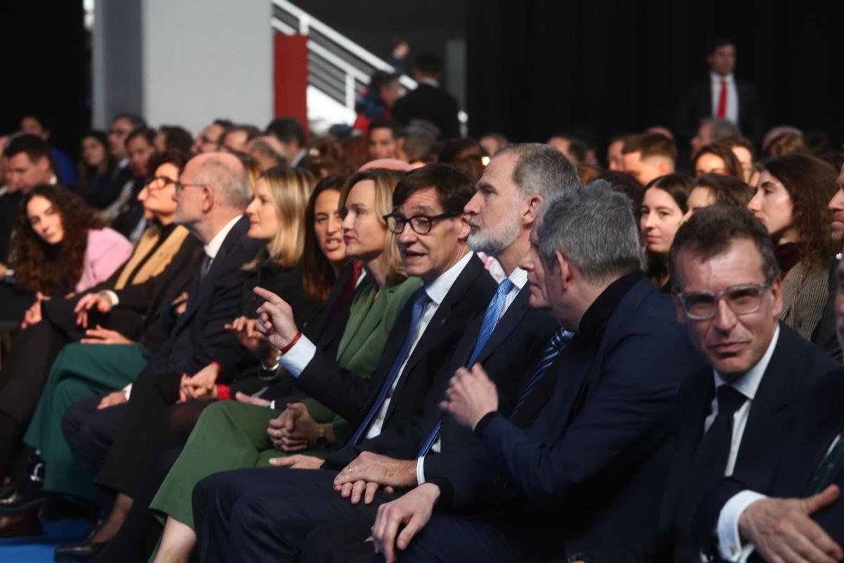 LHOSPITALET DE LLOBREGAT 03/02/2025  Barcelona. El Rey presidirá  el Princesa de Girona CongresFest, acto central del Tour del talent en el Hospitalet de Llobregat. Se ha entregado el Premi Princesa de Girona Social 2025. La Fundació presentará, el nuevo programa Preparats, llestos, IA, en la foto visita del Rey en la presentación del Tour del Talento  FOTO de ELISENDA PONS