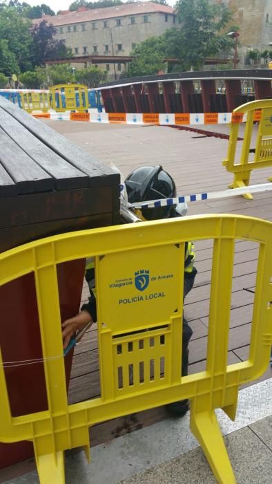 Parece que el conductor lleva poco tiempo en la ciudad y desconocía que el puente no tiene salida rodada - Es el segundo suceso de estas características en menos de un mes