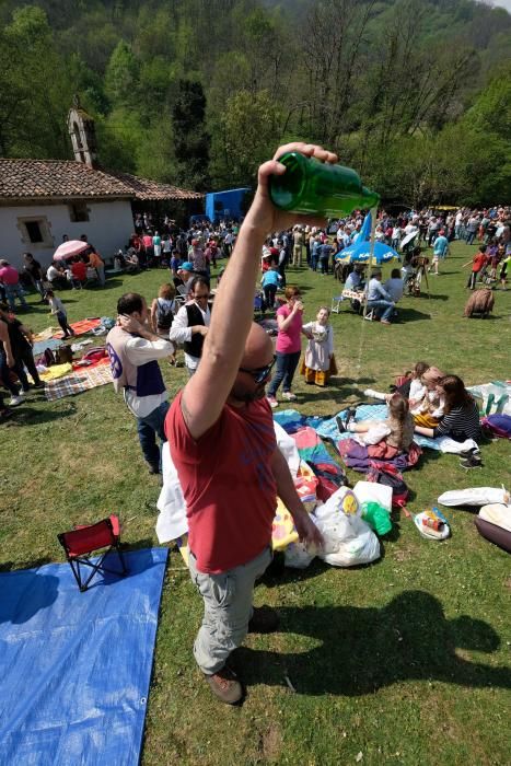 Romería de La Flor en Lena