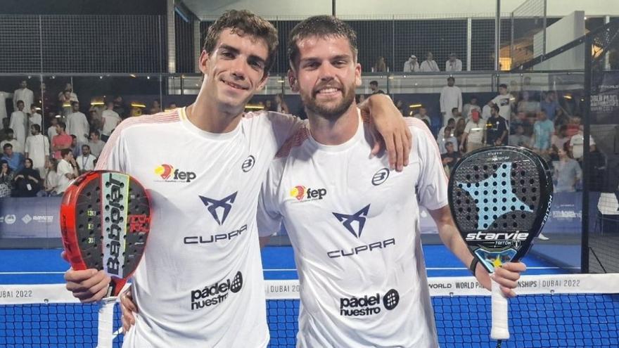 Javi Garrido ya está con España en la final del Mundial de pádel