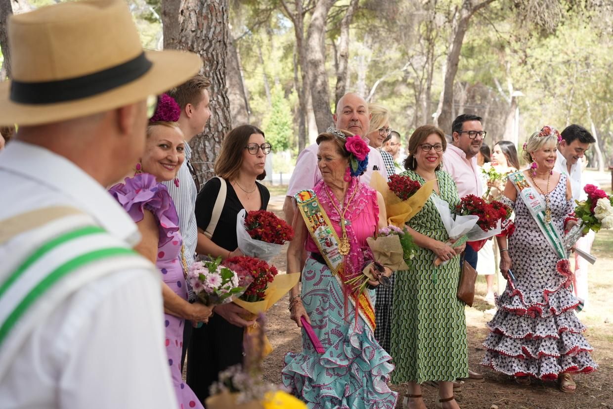Vila-real exhibe devoción por la Virgen del Rocío en El Termet