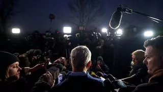 'Influencers' a sueldo, ciberataques y 25.000 cuentas en TikTok: el ultra Georgescu ganó las elecciones en Rumanía gracias a una campaña de influencia similar a las de Rusia