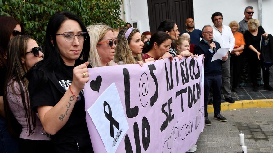 El padre que asesinó a sus hijas en Almería chantajeó a la madre: la dejaría irse a Rumanía con las niñas si dejaba la red de acogida