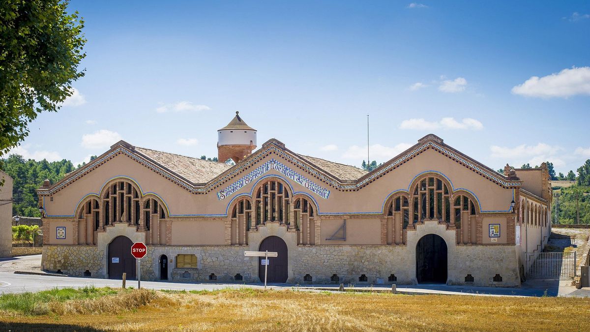 La Catedral del Vi, bodega modernista levantada por Cèsar Martinell y ubicada en Rocafort de Queralt