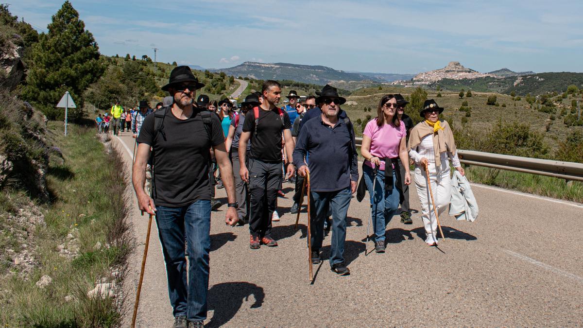 Cientos de personas están participando en estos momentos en la tradicional romería.