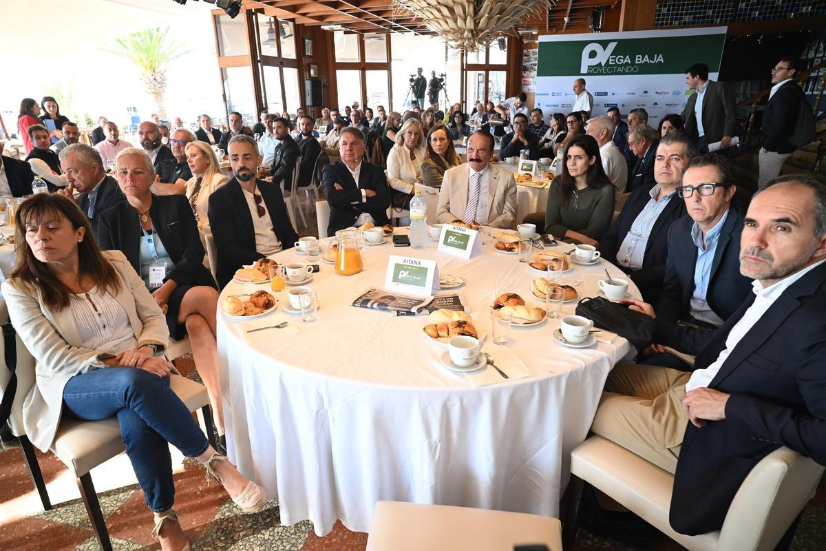 Foro Proyectando Vega Baja en el Club Naútico de Torrevieja