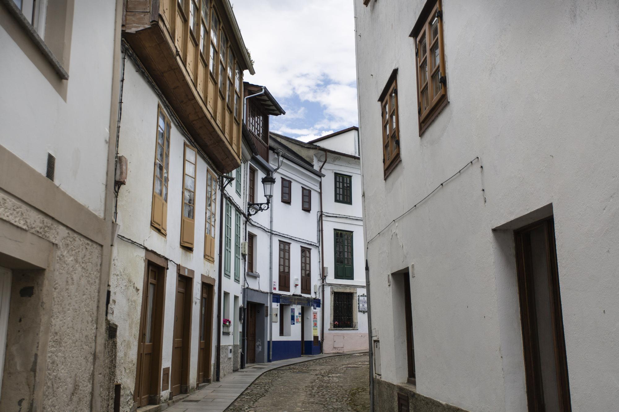 Asturianos en Castropol, un recorrido por el municipio