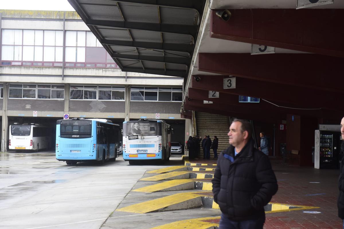 Huelga del transporte interurbano: otro día con los buses parados en la estación de A Coruña