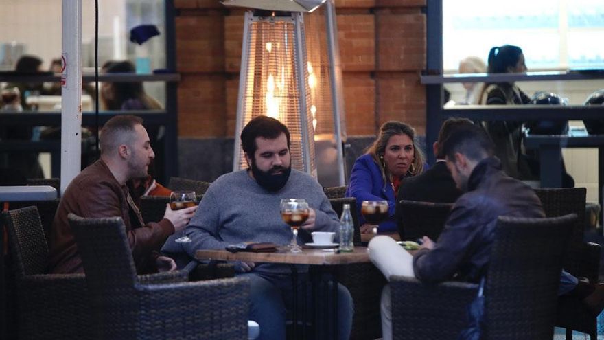 El comercio y la hostelería amplia horario hasta las 21:30 en Córdoba