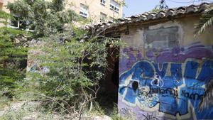 Casa abandonada en Burjassot dónde supuestamente tuvo lugar la violación grupal.