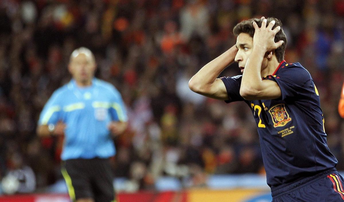 Jesús Navas se lamenta tras una ocasión en la Final del Mundial de 2010 en Sudáfrica