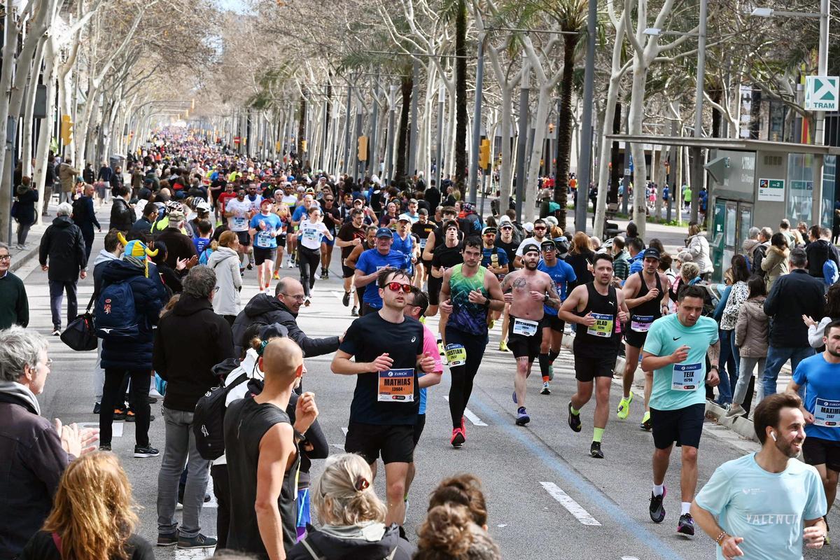 ¿Has participado en la Marató de Barcelona 2024? ¡Búscate en las fotos¡