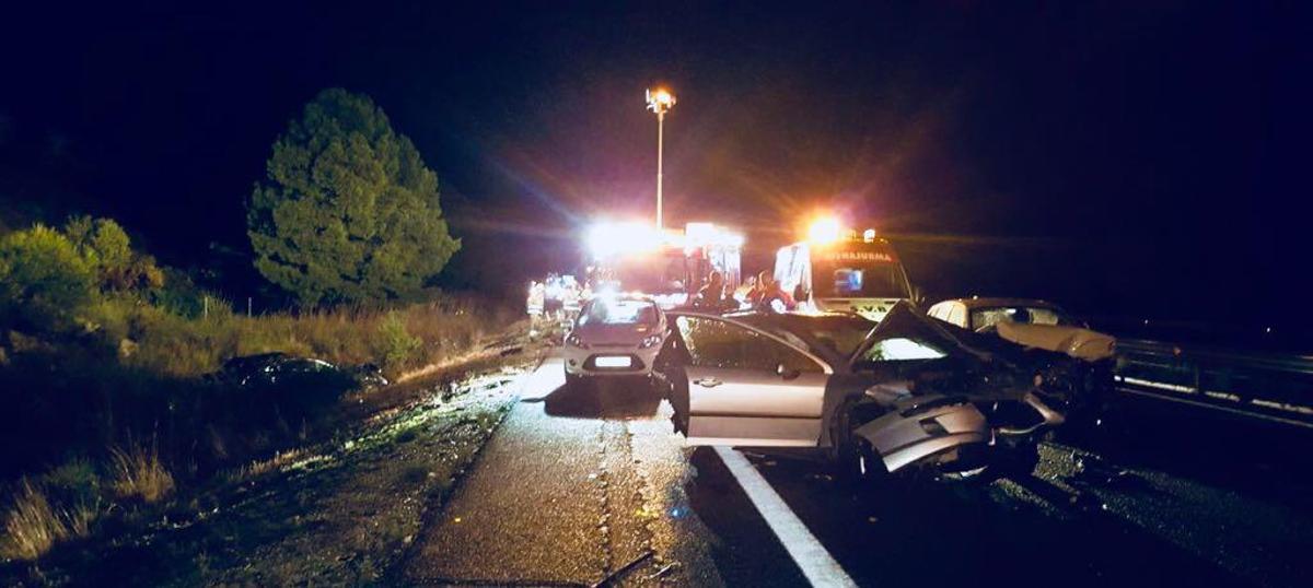 Tres muertos y cinco heridos en una colisión múltiple en la AP-7 por el granizo