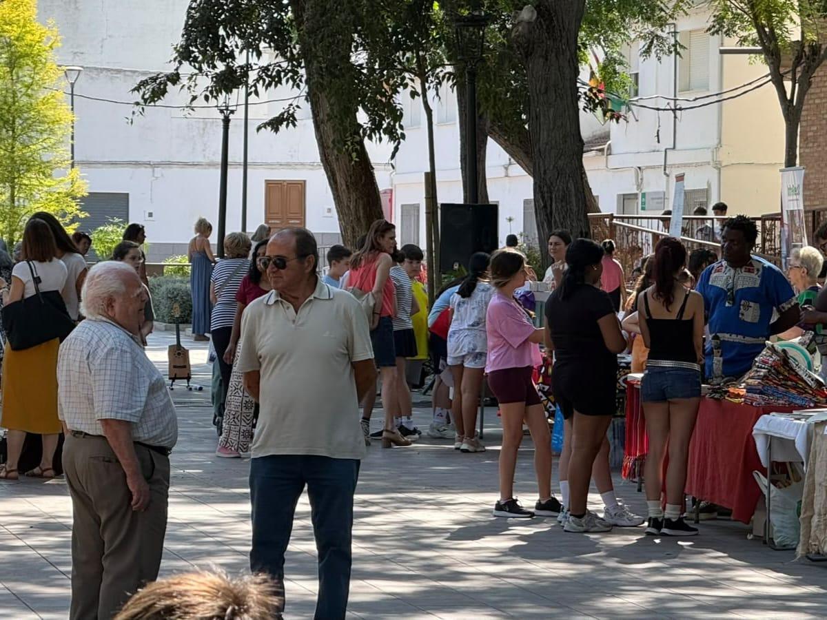 Cañete acoge con éxito la Feria de la Solidaridad Provincial Cañete acoge con éxito la Feria de la Solidaridad Provincial