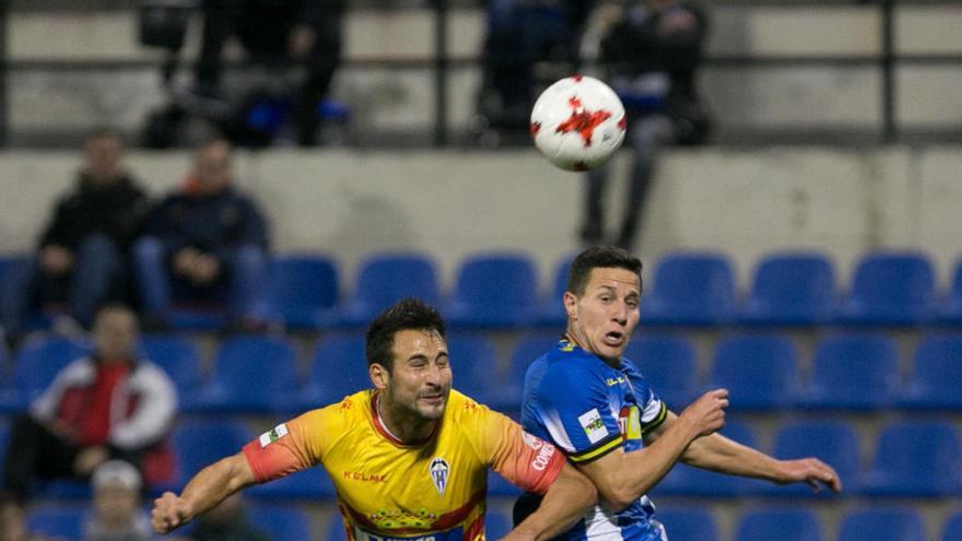 El Alcoyano se examina  en El Collao contra el Ebro