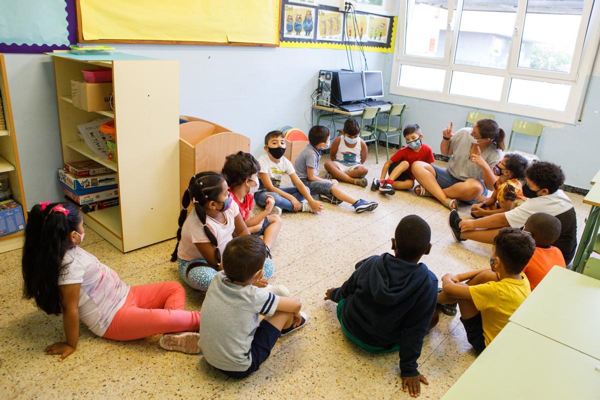 Vuelta al cole en la escuela pública Joan Solans de Granollers.