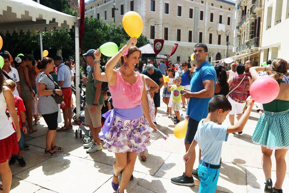 Los más pequeños disfrutan en la Feria Mágica