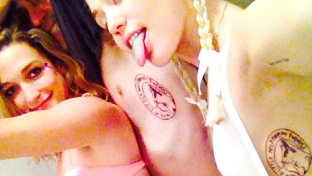 Miley Cyrus estrena tatuaje