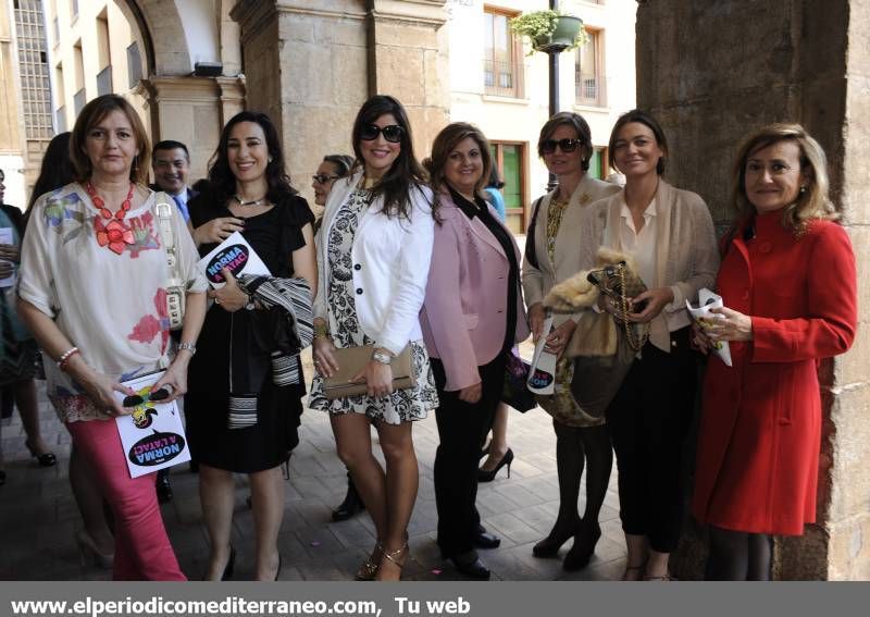 Castellón rinde homenaje a las reinas de los festejos de la Comunitat Valenciana