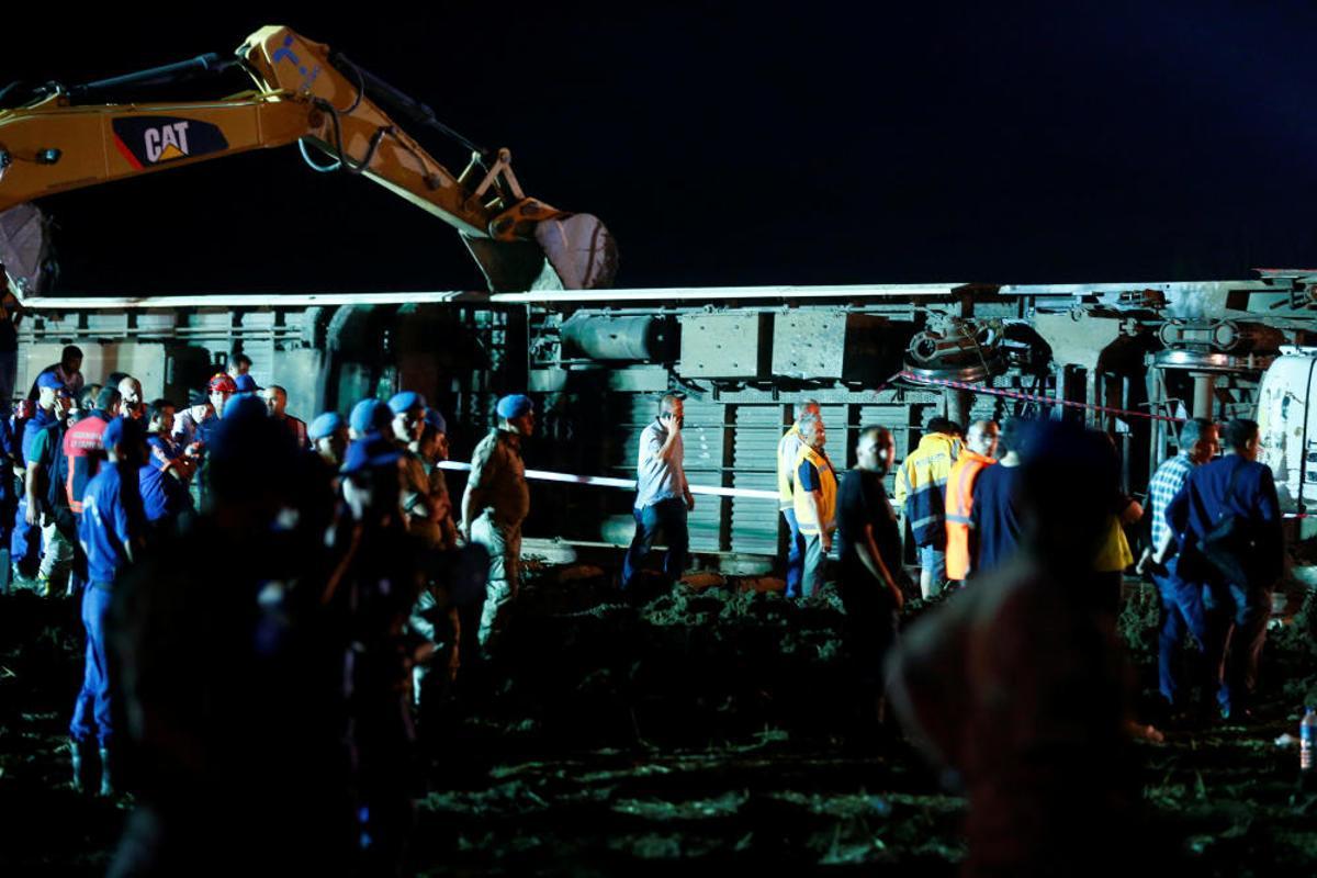 Accident de tren a Turquia Accident de tren a Turquia