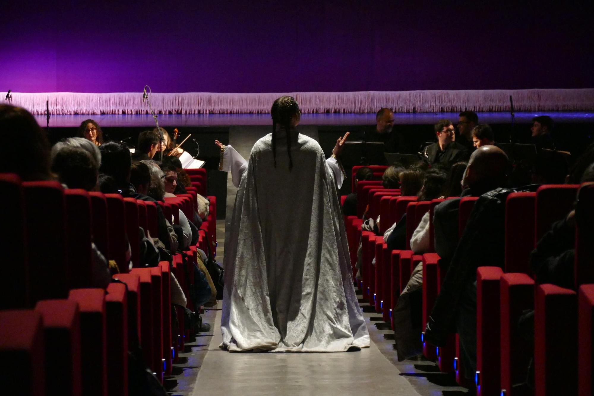 Els Pastorets de Figueres sorprenen amb algunes innocentades durant la seva segona funció