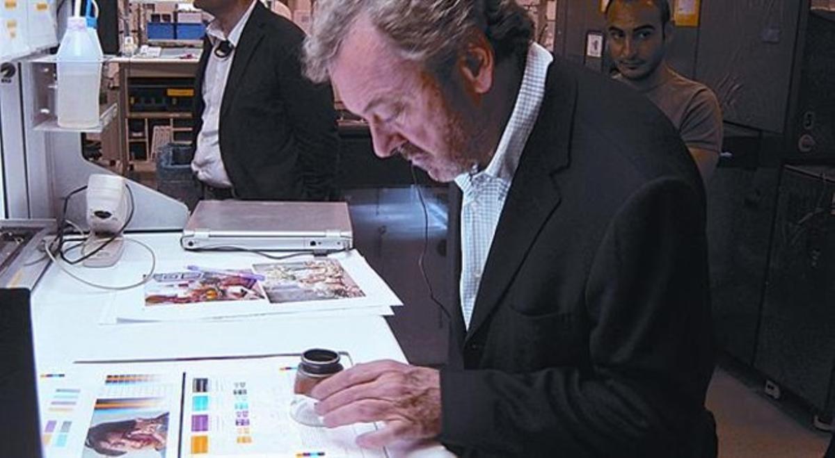 LA VISITA 3 Planta de HP a Kyriat Gat, imatge d’un grup de jueus ortodoxos a prop del mur de les lamentacions, reunió de treball a Pitango, i Josep Mateu (Racc) a la seu de HP. LA VISITA 3 Planta de HP a Kyriat Gat, imatge d’un grup de jueus ortodoxos a prop del mur de les lamentacions, reunió de treball a Pitango, i Josep Mateu (Racc) a la seu de HP.