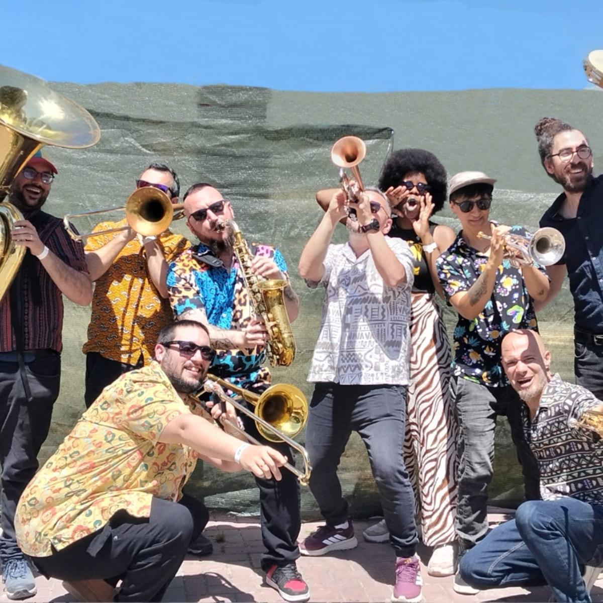 El grupo Brassbandicot.