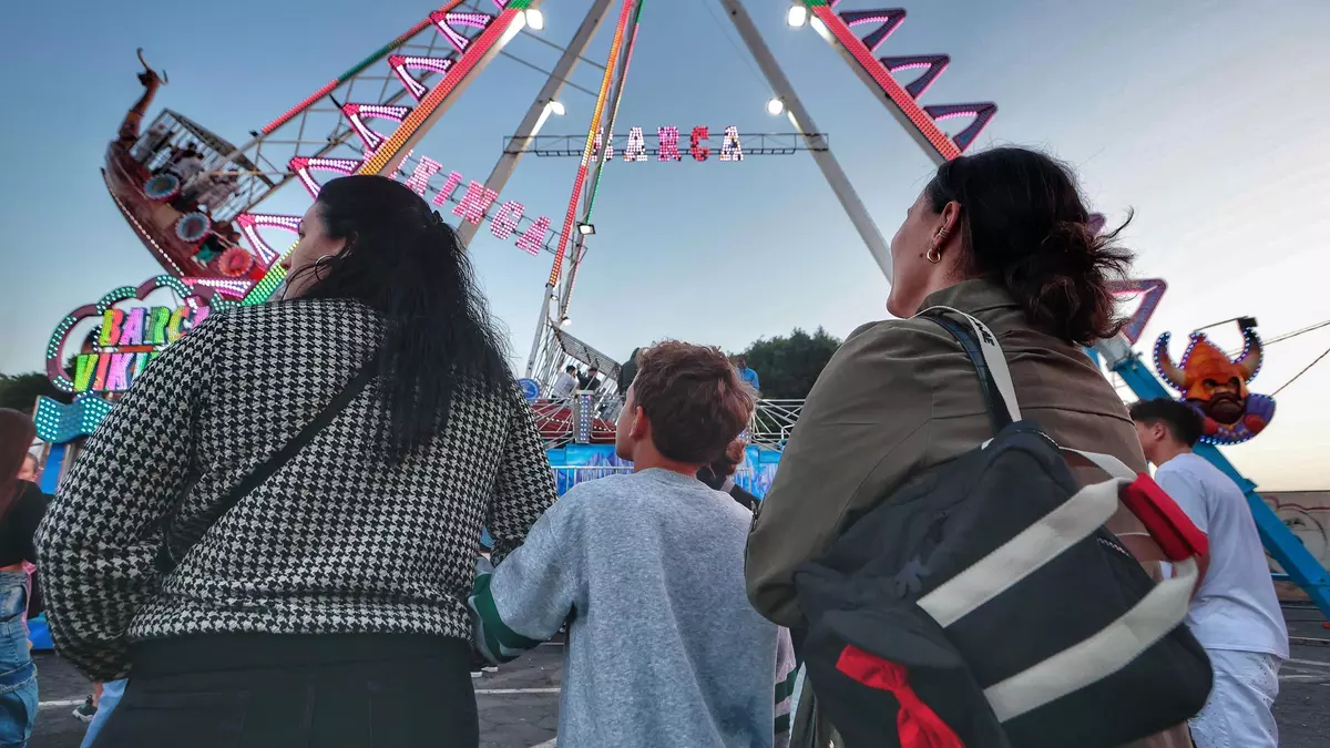 La feria del Carnaval, abierta hasta este domingo y a mitad de precio