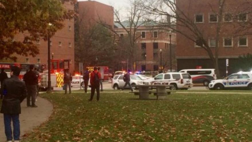 Al menos siete heridos en un tiroteo en una universidad de Ohio