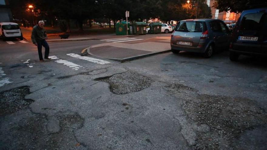 Maratón de baches en Ana de Valle