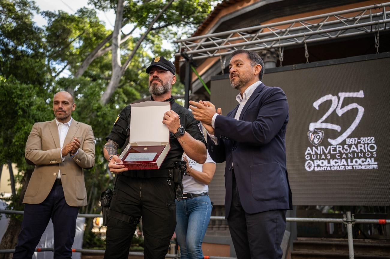 Apertura jornadas 25 aniversario Unidad Canina de la Policía Local