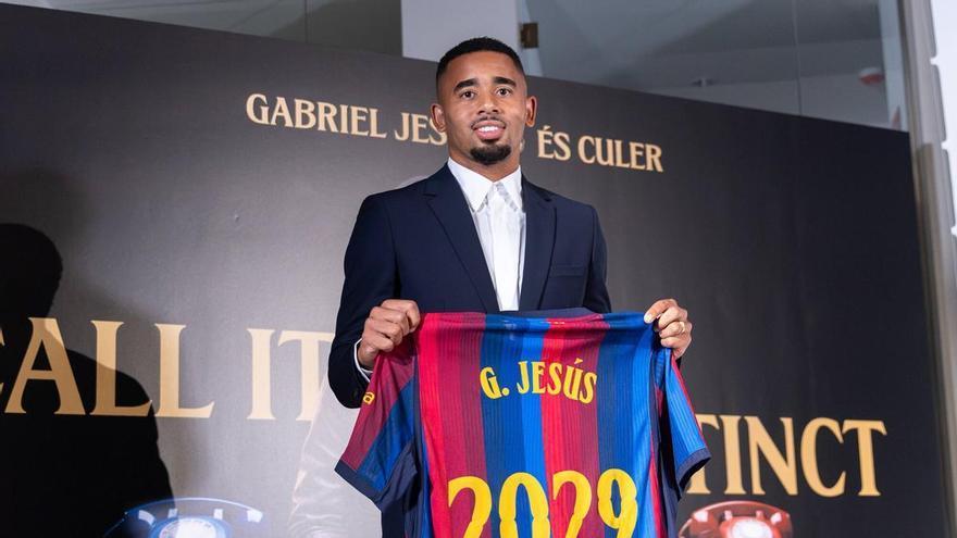 Gabriel Jesús firma por tres años con el Barça: "Si estoy aquí es porque Dios tiene un plan para mi vida"