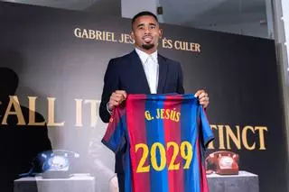 Gabriel Jesús firma por tres años con el Barça: "Si estoy aquí es porque Dios tiene un plan para mi vida"