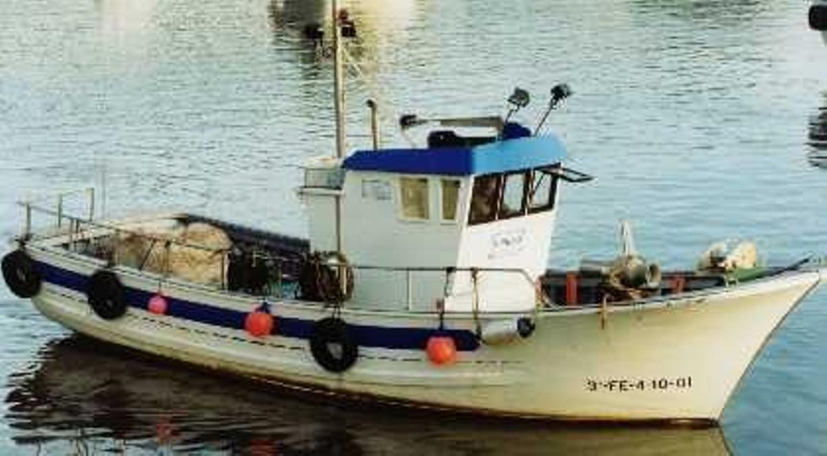 Pesquero 'O Pillo' hundido esta mañana en la costa de Carballo.