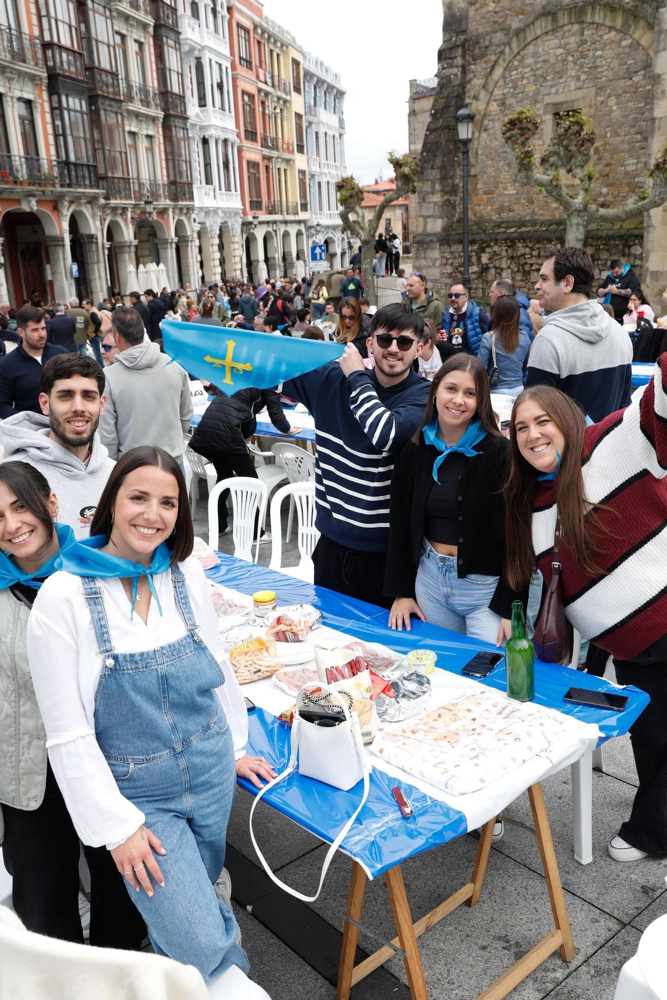 EN IMÁGENES: Avilés desborda con la Comida en la Calle