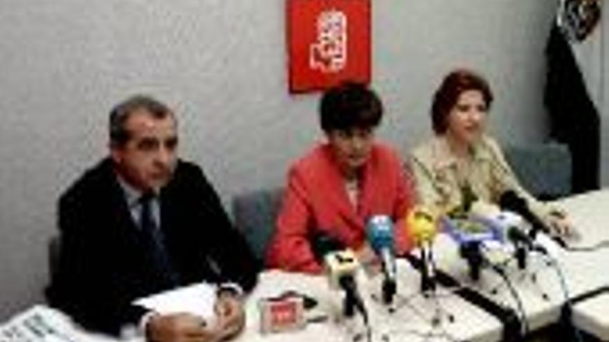 El PSOE reitera que no habrá moción de censura y tiende la mano a Saponi