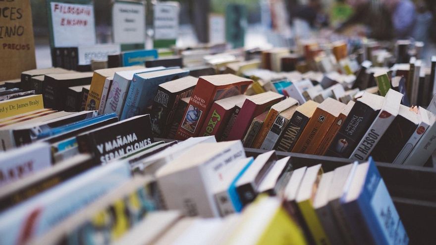 Ni es fácil ni imposible: así puedes acertar con el libro perfecto este Sant Jordi