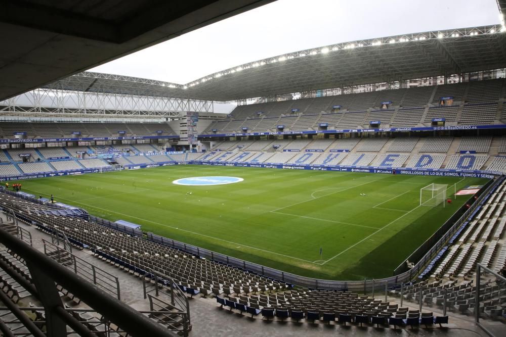 El partido del Oviedo, en imágenes