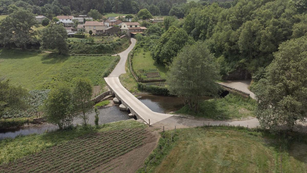 El puente de Pontenoufe, en Lalín, que ya ha sido rehabilitado