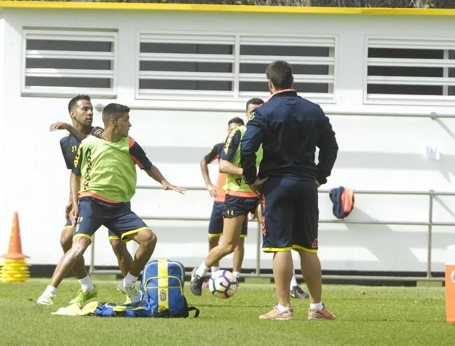 ENTRENAMIENTO DE LA UD LAS PALMAS EN BARRANCO ...