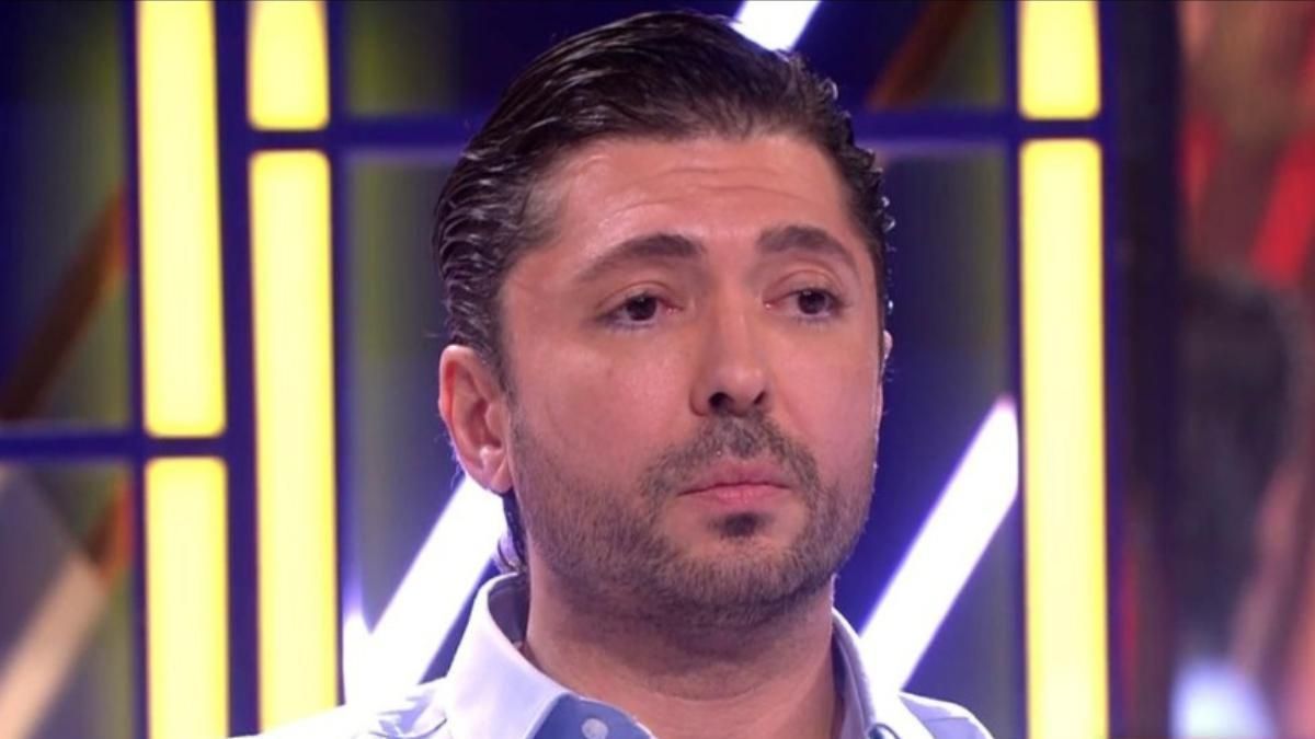 Ángel Cristo desvela una foto suya de 5 años y desvela su varadera paternidad: "Ver a un niño con tanto valor"